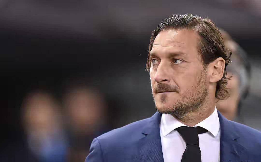 罗马迎来百年庆典在即，冲击欧冠资格关键人物超越托蒂与加斯佩里尼