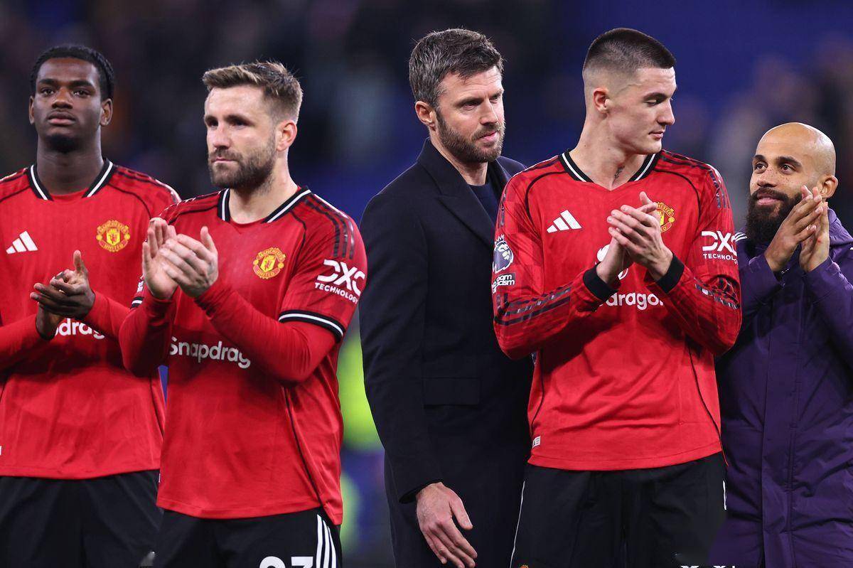 卡里克带给曼联最需要的东西，简单思路正是阿莫林未能领悟的关键