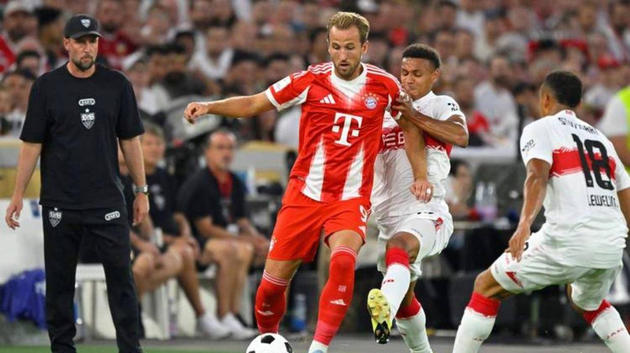 欧冠八分之一决赛首回合，拜仁慕尼黑横扫亚特兰大六比一、帕拉迪诺誓守传统战术到底